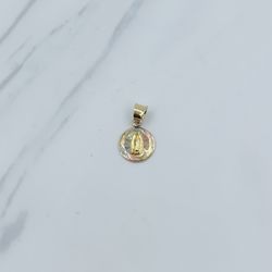 ❤️ Real 10k Gold Pendant  ❤️ Virgin Mary in multi-tone 10k gold ❤️ Tiny ❤️ Dije Virgen María Pequeñita 