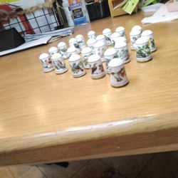 25 Fine Bone China Thimbles