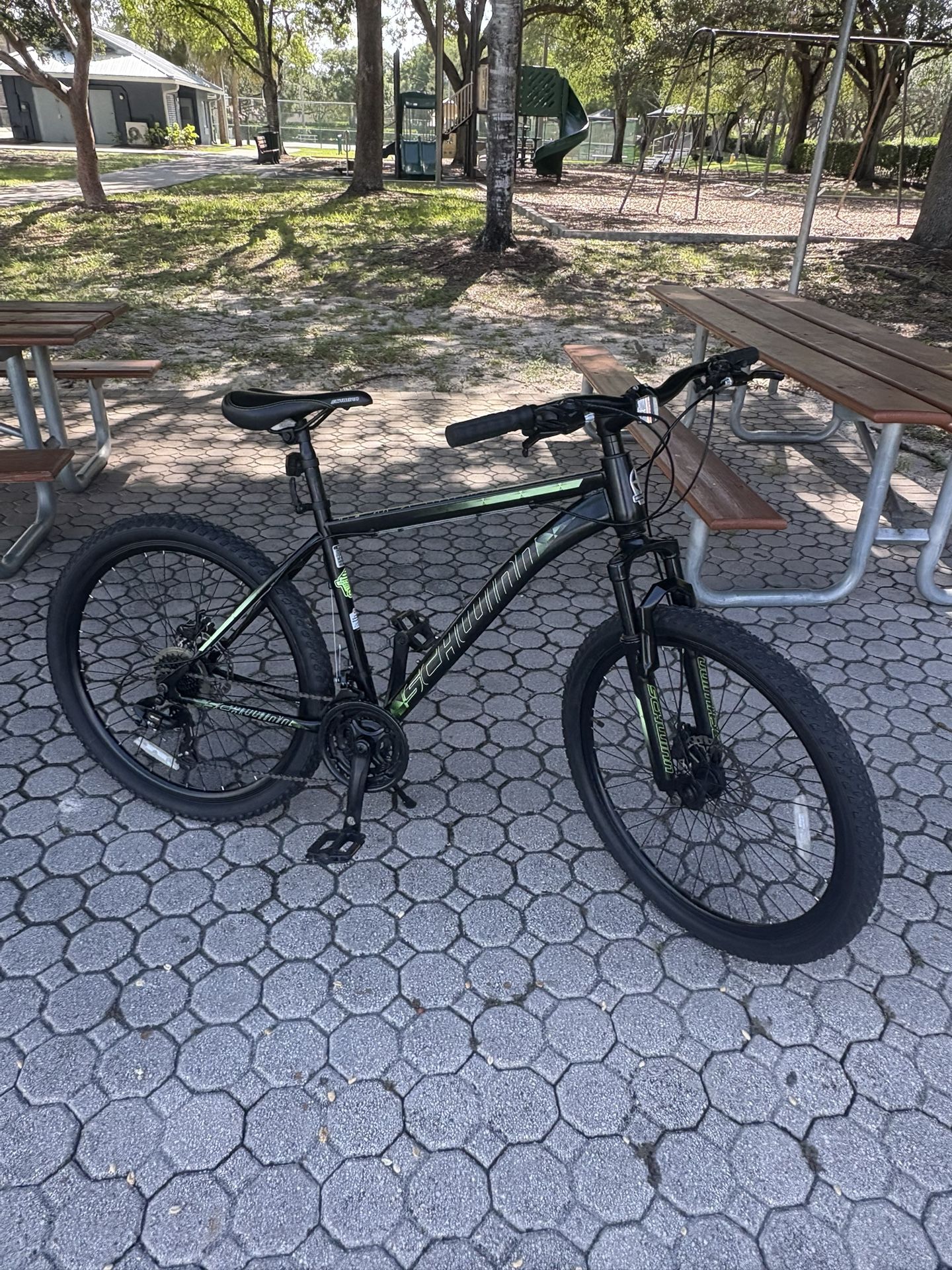 Schwinn Sidewinder Mountain Bike 26”