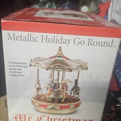 Christmas Merry Go Round 