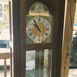 Antique Floor Clock With Glass 