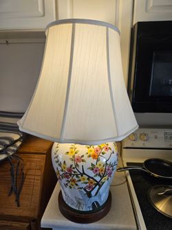 Vintage Ginger Jar Porcelain Table Top Lamp Floral