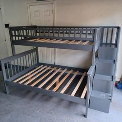 full twin bunkbed buenas condiciones 