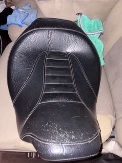 Harley Davidson solo seat