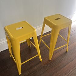 24" High Bar Stools Backless Yellow Metal Barstools Indoor-Outdoor Counter Height Stools with Square Seat, Set of 2
