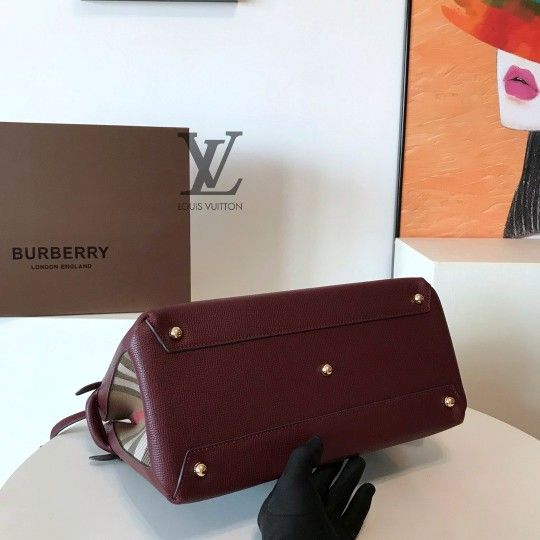 Burberry The Banner Bag 36961 Red