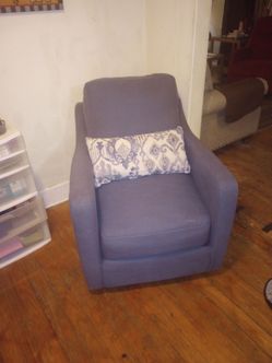Small Swivel Chair