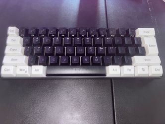 60% gaming keyboard black and white