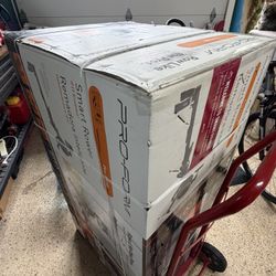 Brand New ifit Pro Form 750 Smart Rower