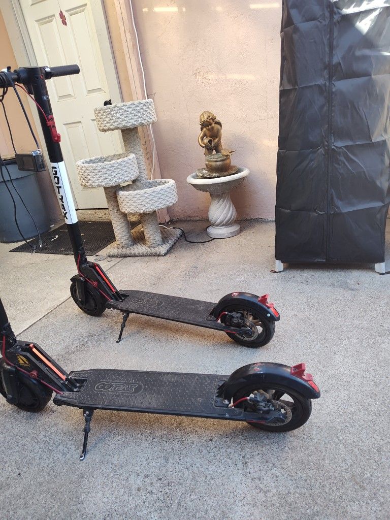 2 Go Trax Scooters