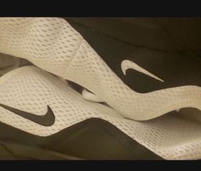 Women’s Nike air Max