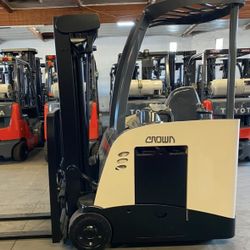 2016 Crown RC Forklift 