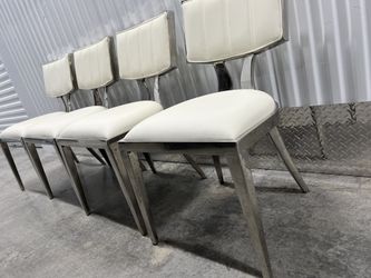 Set of 4 chairs and 1 bench cream and chrome