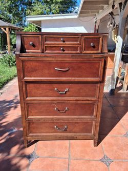 Seven Drawers Dresser used good quality Working Properly    dimensions  55in Tall 37in Wide 18 1/2  Deep