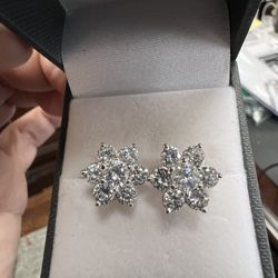 Natural Diamond Earrings With Appraisal 18k