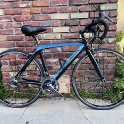 Orbea Diva Carbon Fiber Road Bike (Women’s Small)