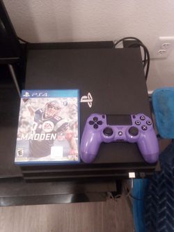 PlayStation 4 Pro 1TB with 1 Controller, Connections and 1 Game Madden NFL 17