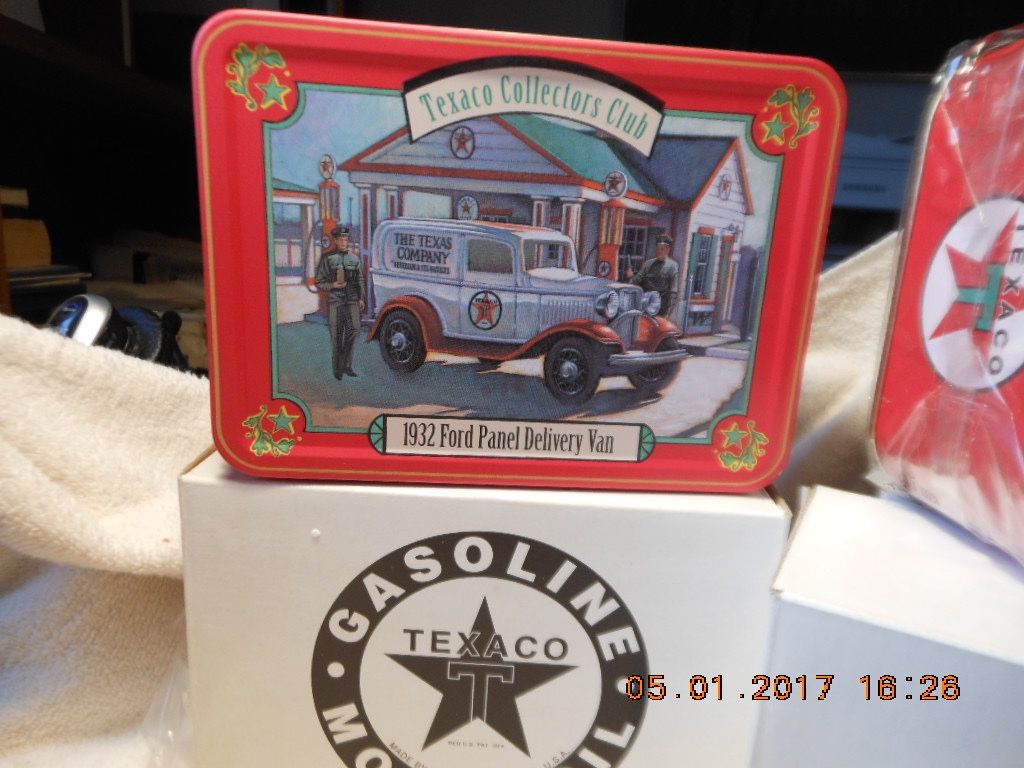 TEXACO COLLECTOR’S CLUB 1932 FORD PANEL DELIVERY VAN BY ERTLE