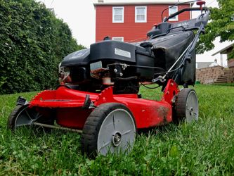 Snapper 21" Hi-Vac RWD Self-Propelled Lawn Mower