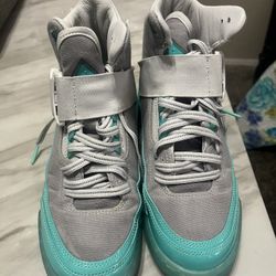 Nike Air Jordan 3 Retro Tropical Twist 