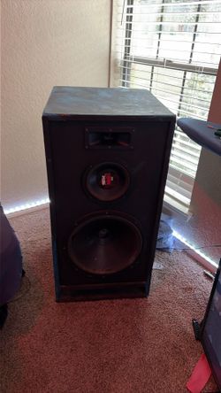 Surround sound system