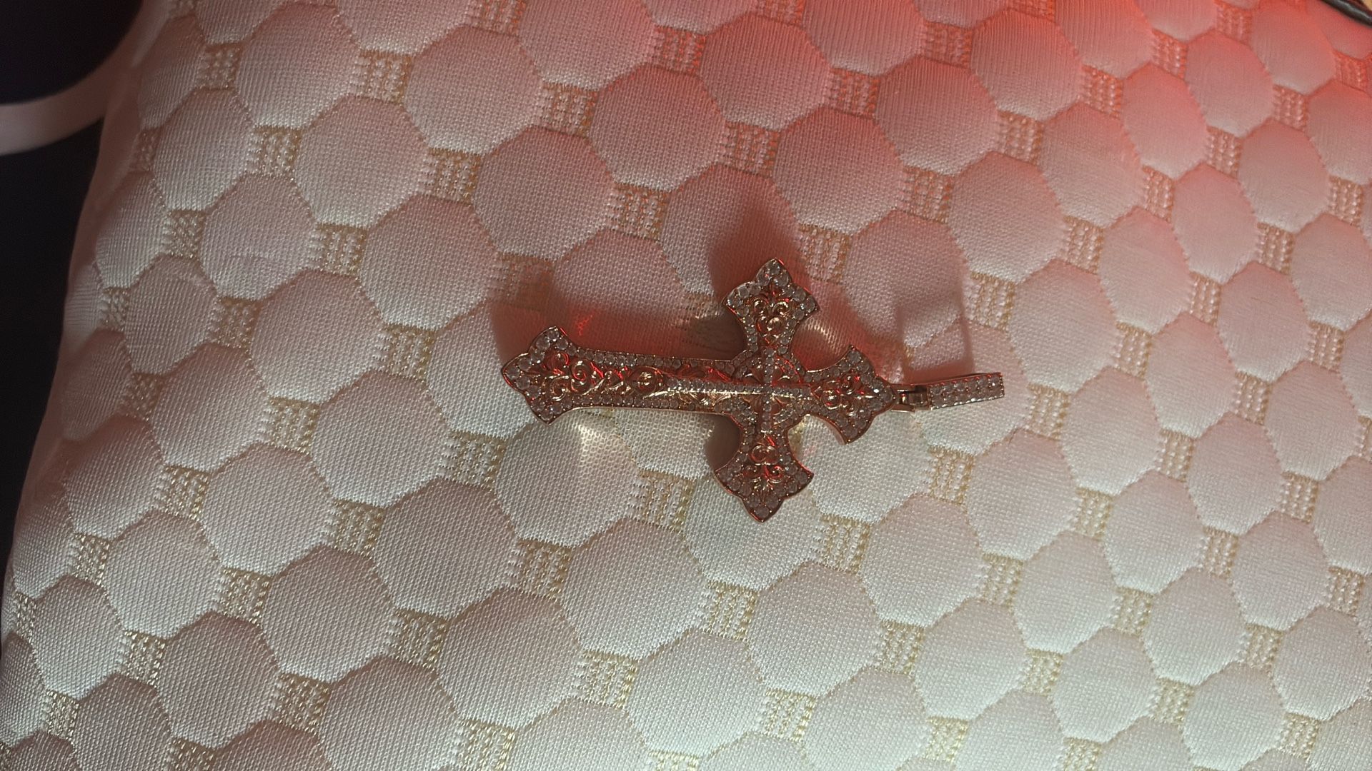 Moissante Cross Pendant