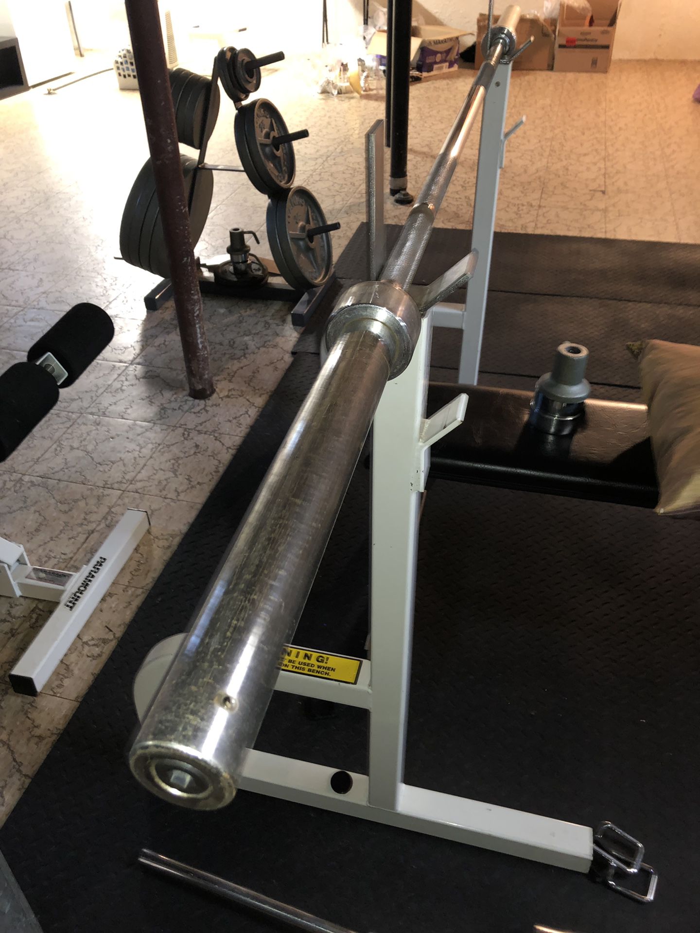Ivanko olympic bar + Paramount bench with rack