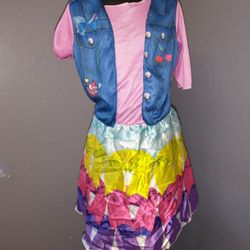 Jojo siwa dress up outfit girls medium by Rubies costumes
Dress with attached vest
100% polyester
