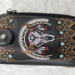 Longhorn Skull Embroidered Native Tribal Southwestern Phone Wallet 