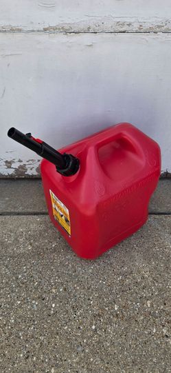 5 Gallon Gasoline  Can with Spout