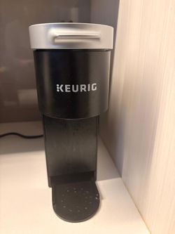 Keurig coffee maker like new Moving Sale