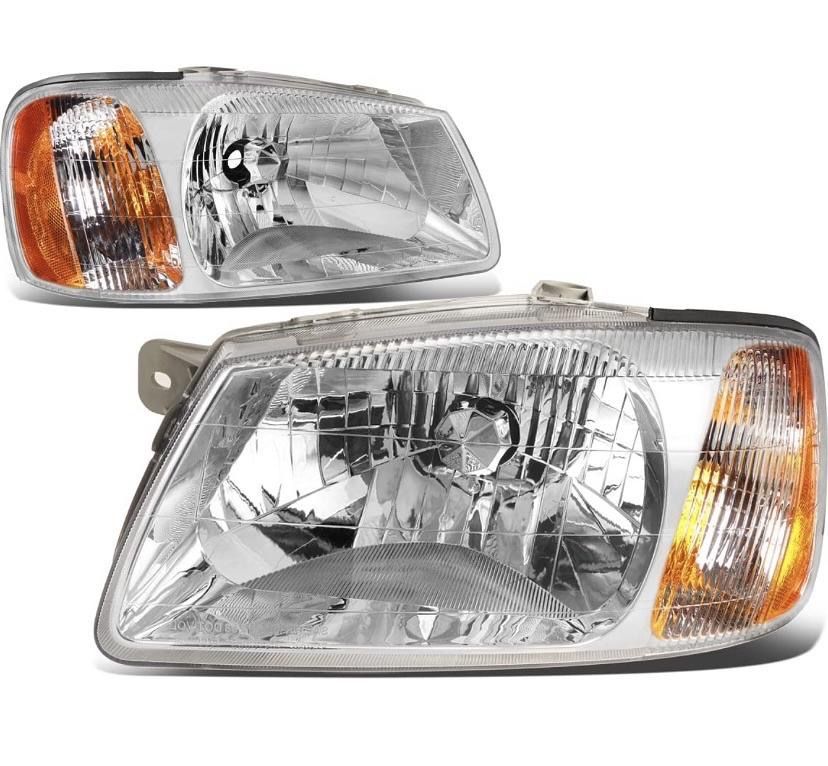Hyundai Accent 00-02 Pair of headlights Chrome housing amber reflector Hyundai Accent 00-02 Par de faros Carcasa cromada reflector ámbar
