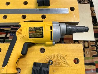 DeWalt 268 clutch adjustable screw gun
