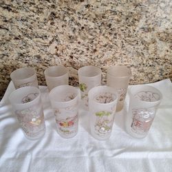 VINTAGE SET OF 8 GLASES BY CURRIER & IVES