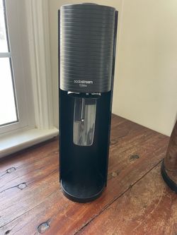 SodaStream Terra with 4 Bottles