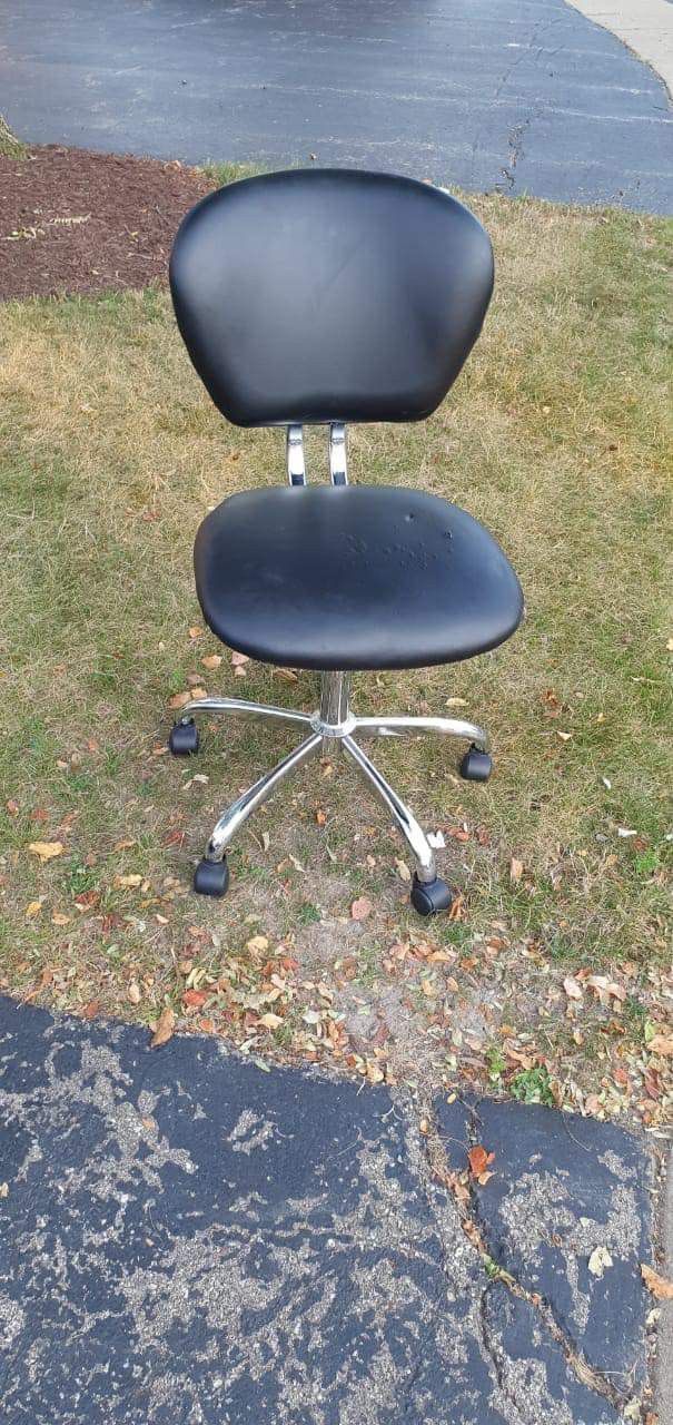 Office chair excellent condition like new