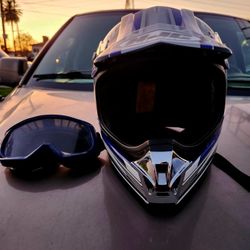 HJC Flyin’ Kolors Motocross Helmet XL with Emgo Goggles