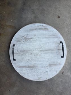 Serving tray