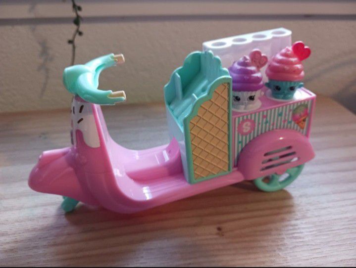 Shopkins Ice Cream Scooter Missing The Front Tire