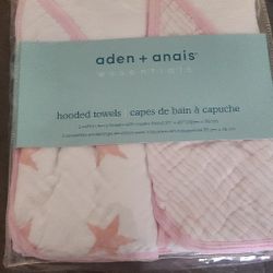 ADEN & ANAIS HOODED TOWELS 2 IN PACK 