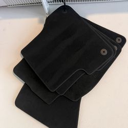 Audi A6/S6 Floor Mats 2012-2018