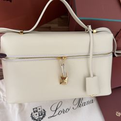 Loro Piana Extra Bag L27 - Light Mastic (nude)