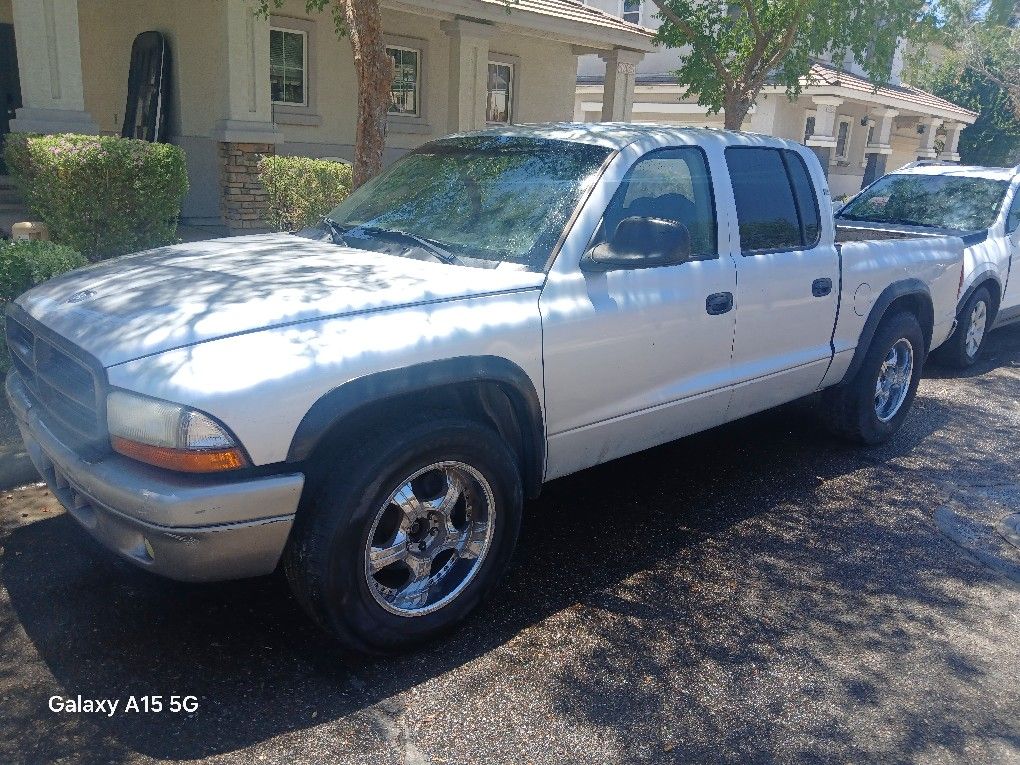 2004 Dodge Dakota