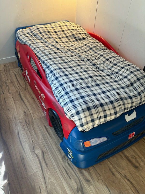 Twin Bed