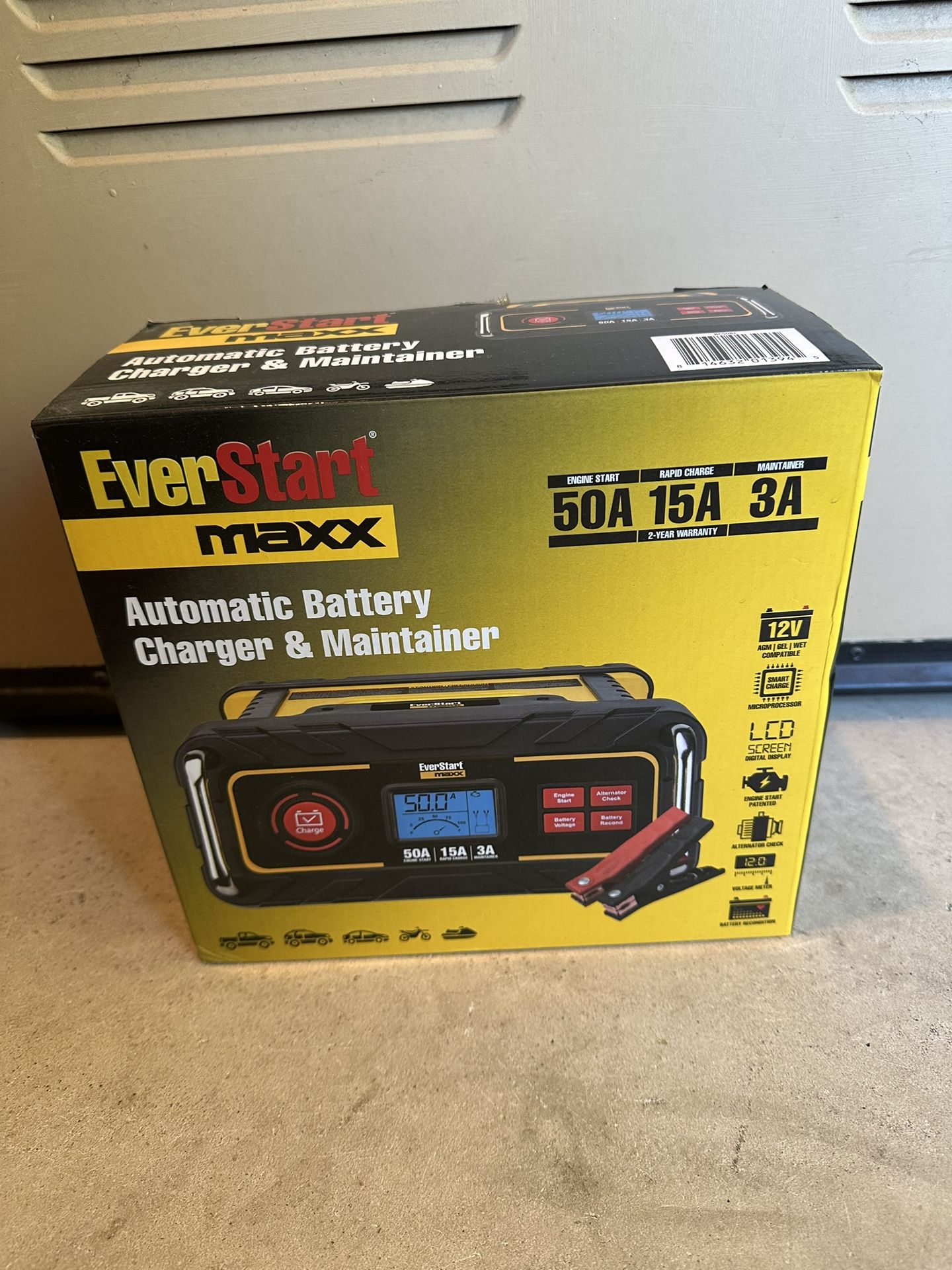 EverStart Maxx Automatic Battery Charger and Maintainer