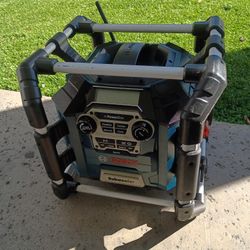 Bosch Power Box 360 26W Digital Media Stereo/Radio Charger