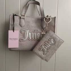 $40 Firm New With Tags Purse And Wallet Set