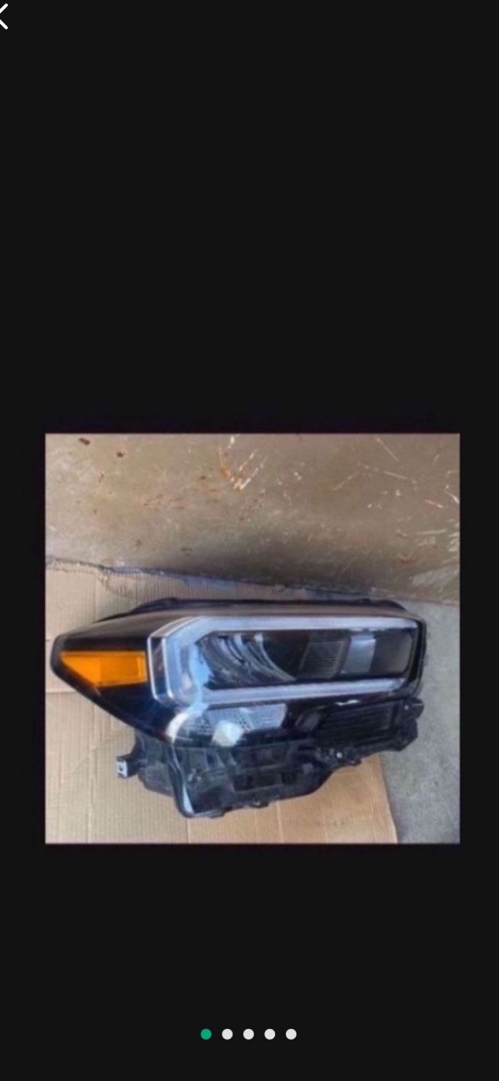 Toyota Tacoma Headlight Right 20to23 Full LED Factory Oem 2upper Tabs Broke 