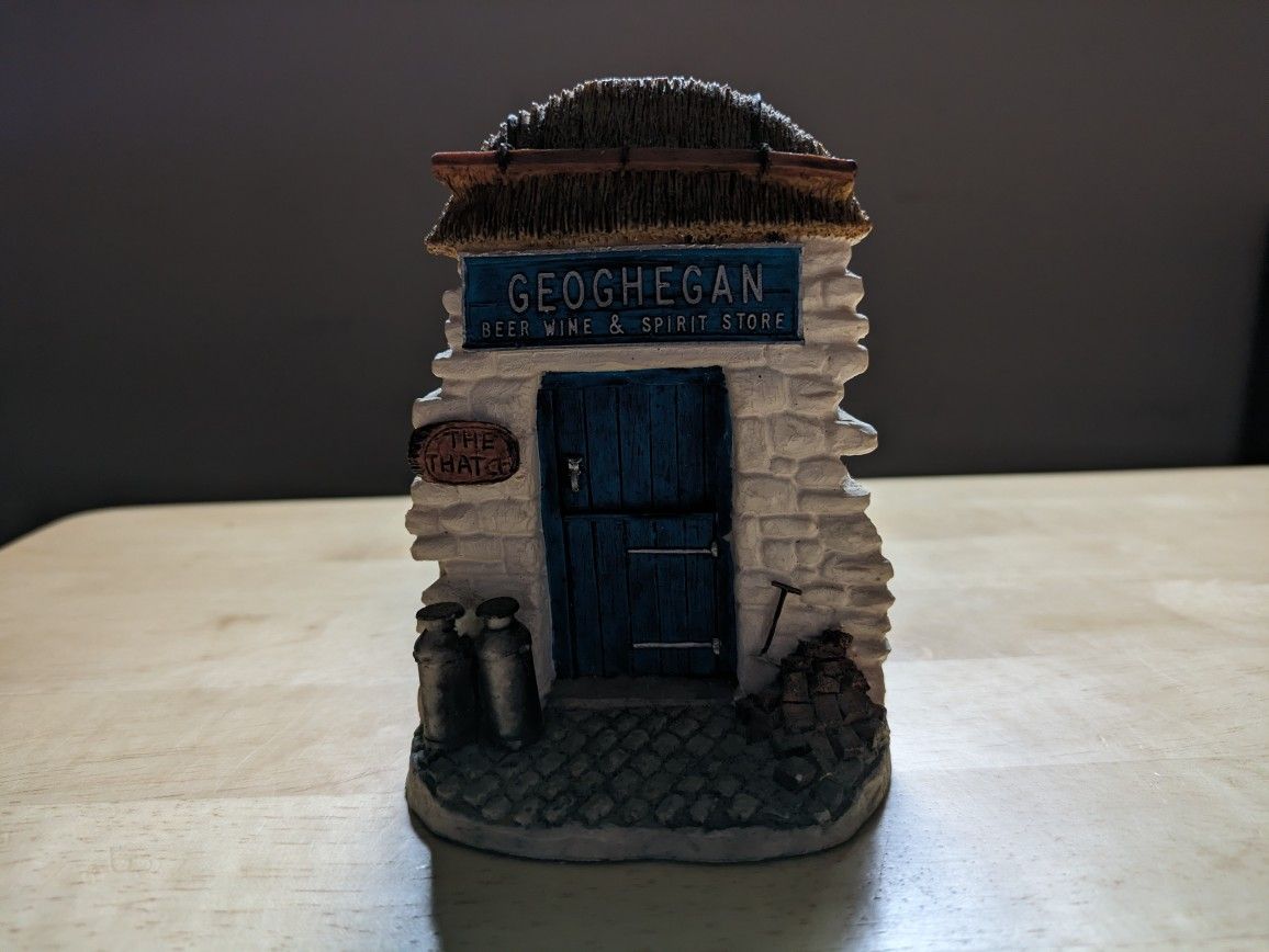 Irish Heritage Miniatures - Geoghegans Door