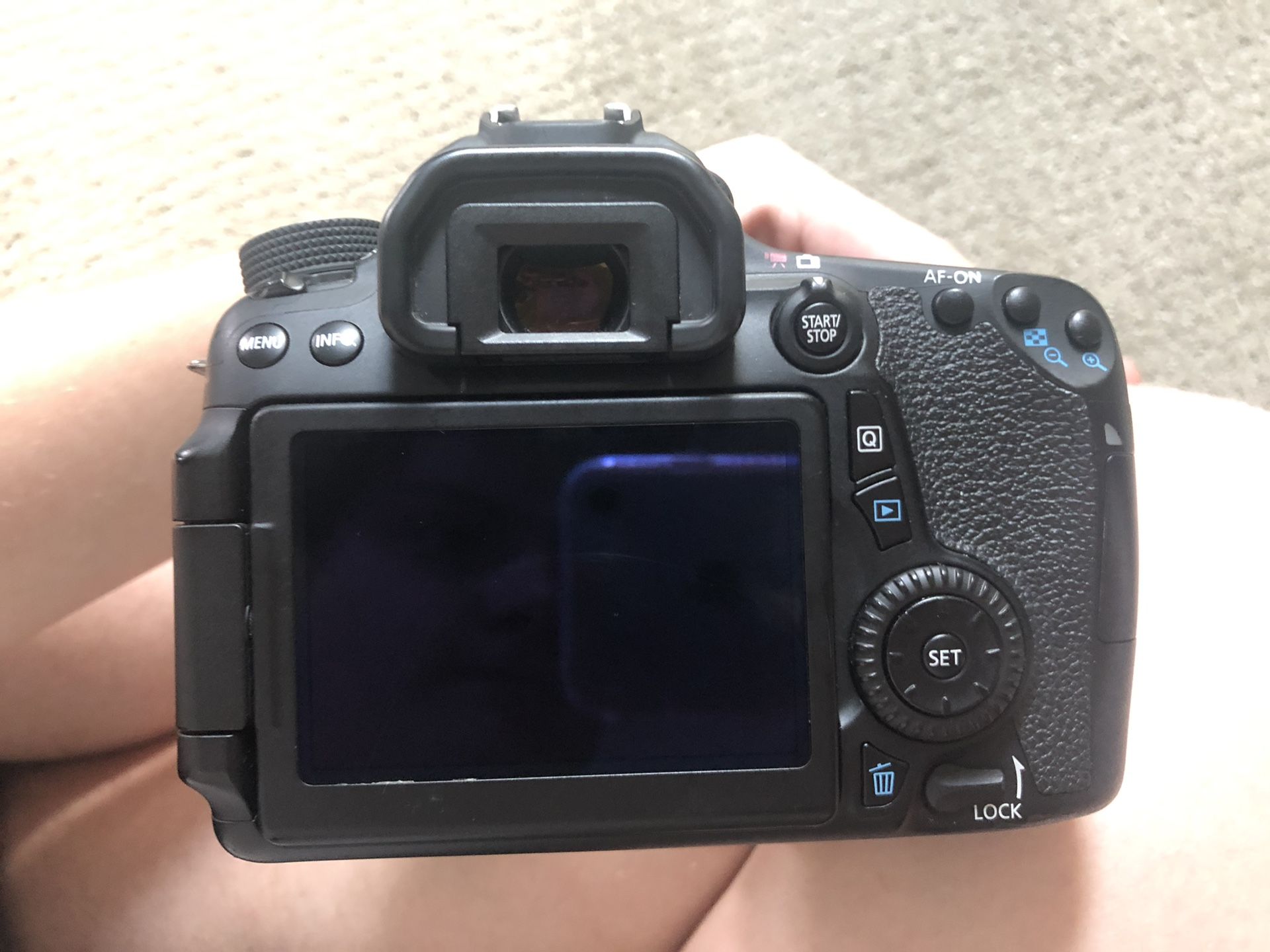 Camera equipment (canon 70d + shotgun mic)